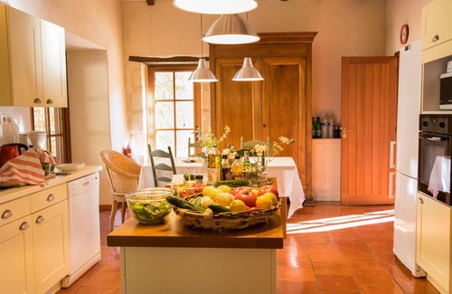 Issac House | Large family country house with private pool