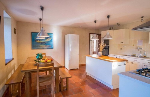 Issac House | Large family country house with private pool