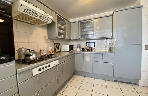 Santiago Apartment | Large Family Friendly Apt with the best views of the Mountains and City