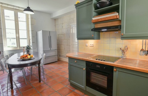 Bonnes House | Large family house with pool close to a river