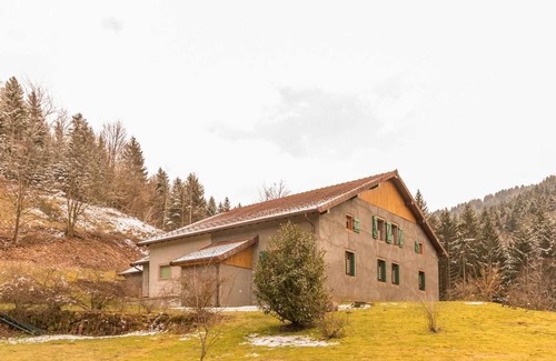 Servance-Miellin Cottage | Large house in the Vosges, nature escapes