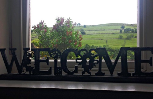 Fremington House | Large Georgian Country House, in rural location with great pubs and walks