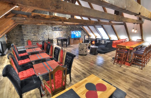 Old Montreal House | Large Groups 7 bedrooms Charming Heritage House Super Central Old Mtl