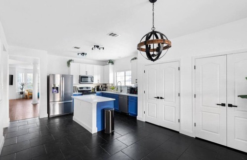 Morningside Meadows House | Large Groups' Luxury House - Pool - Sleep 22