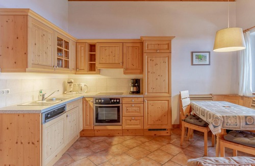 Alpbach Apartment | Large holiday flat, only 3.5km to the ski lift