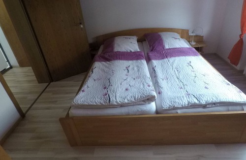 Altmorschen House | Large holiday house with pool and sauna for 8 (-10) people in the middle Fulda valley