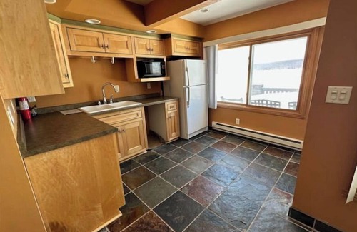 Stambaugh House | Large home on the UP's best lake! Sleeps 22! Boat to Young's Golf Course!