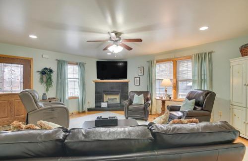 Christiansburg House | Large Home with Deck and Grill about 9 Mi to Virginia Tech