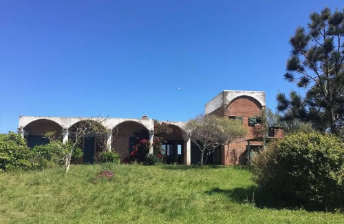 Las Flores Cottage | Large house in front of the sea