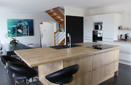 Fermanville House | Large house 6 to 12 travellers - 1 mn walk from the SEA