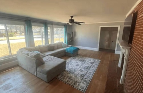 Ahoskie House | Large House/8 beds/Pool table