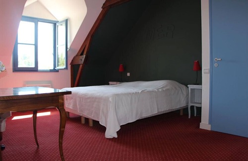 Carnac Bed & Breakfast | Large house between sea and countryside