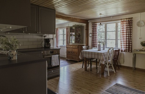 Skillingaryd Cabin | Large house in the forest, close to Isaberg and High Chaparall.
