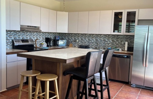 Aguacate House | Large House minutes from the beach!