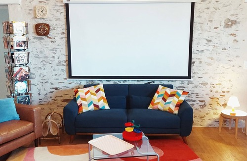Les Brouzils House | Large house sleeping 21 (double gite)