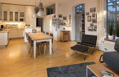 Stadtlohn Apartment | Large luxury apartment in the old locomotive shed in Stadtlohn - LokoMotel apartment with 165 m²