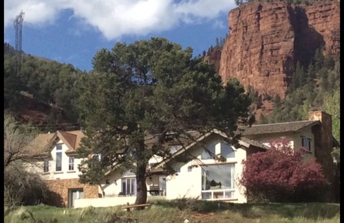 Basalt House | Large LUXURY Private Home Close to Skiing With 360 Degree Mountain Views