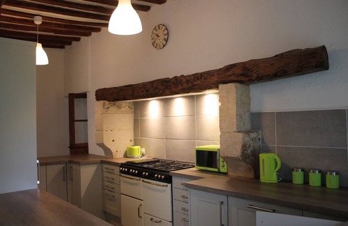 Fresne-la-Mere House | Large manor house for rent in Normandy, a stone's throw from Suisse Normande!