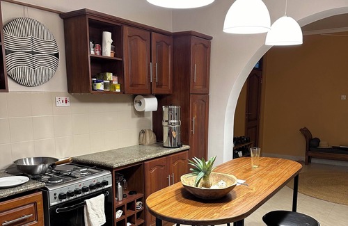 Msasani Peninsula Apartment | Large Masaki apartment with rooftop sea view