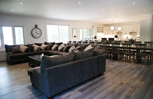 Novar Cottage | Large Muskoka Waterfront Cottage ~ Newly Built 2019 ~ Includes Kayaks/SUP/Canoe
