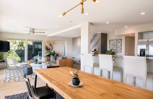 Leucadia Apartment | Large Ocean View Apt Balcony with Two King Suites