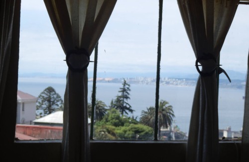 Valparaiso House | Large ocean view villa