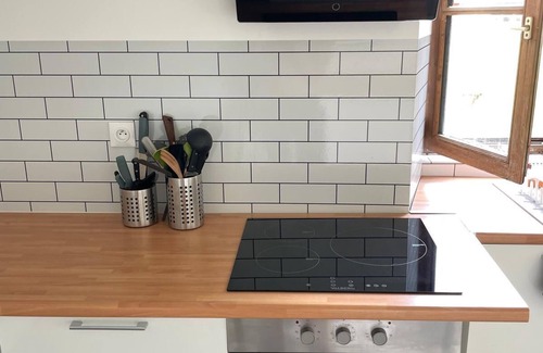 Loupeigne House | Large party house, family or EVJ/G Ideal for get-togethers.