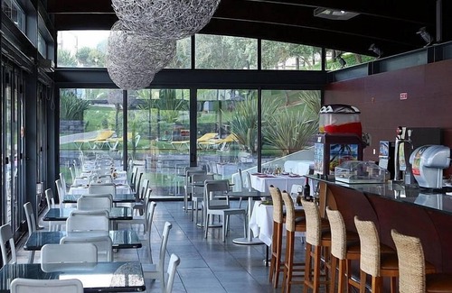 Telheiro Apartment | Large recently renovated 3 Bed Apartment With Pool Views & WiFi