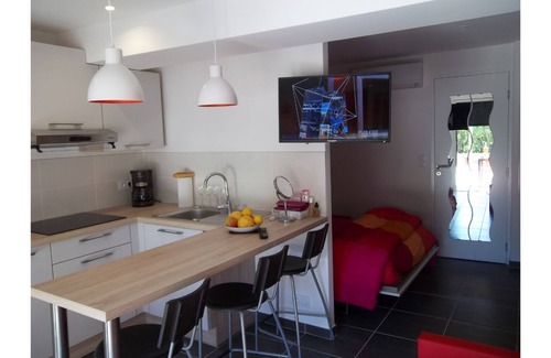 La Capte Apartment | LARGE STUDIO (26m2) and large terrace (14m2) 50m from the sea and beach
