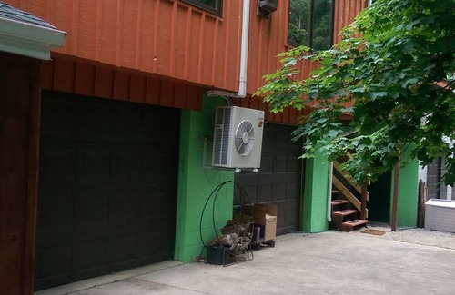 Fairfield Beach Apartment | Large studio apartment near Buckeye Lake No smoking