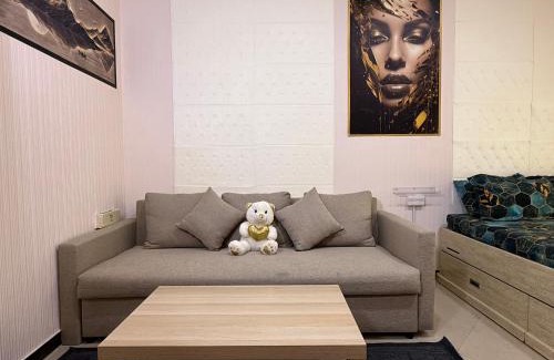 Al Majaz Apartment | Large Studio Apartment for 4