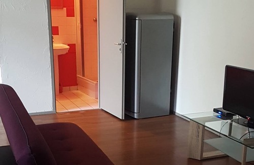 Passins Apartment | LARGE STUDIO NEAR VIA RHÔNA