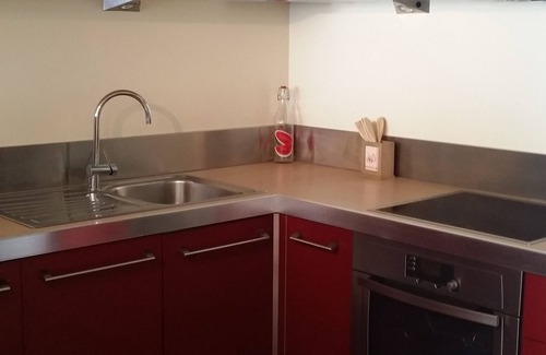 Carros Apartment | Large studio with mezzanine and 2 beds