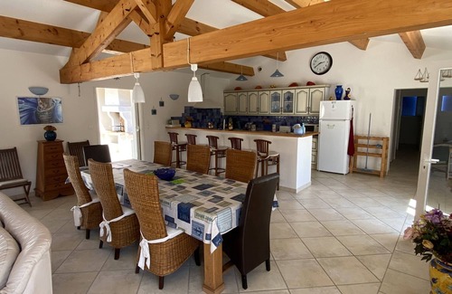 Domino House | Large summer house with swimming pool, ideal for family and friends !