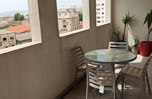 Saint-Mauront Apartment | Large T3 with terrace quai d'Arrenc CGM district sea view near old port