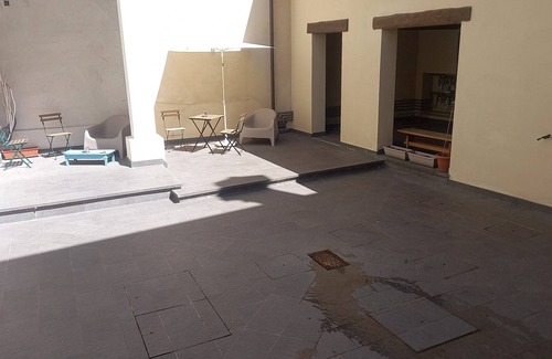 Faenza Apartment | Large two-room apartment on the ground floor on an internal courtyard