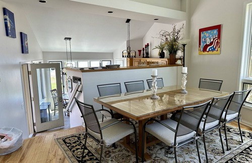 Oostburg House | Large Unique & Artistic Lake Michigan Beach House/Awesome Game Room