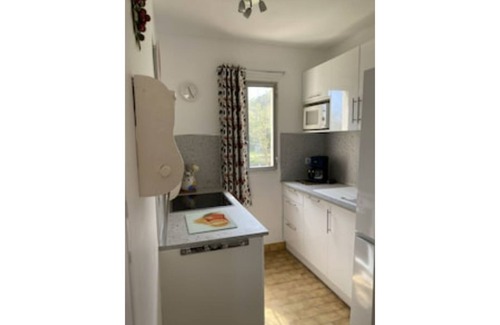 Mandelieu-La-Napoule Apartment | Large, very quiet studio 38 m2 terrace 18 m2 pool/garden view