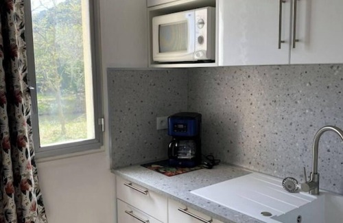 Mandelieu-La-Napoule Apartment | Large, very quiet studio 38 m2 terrace 18 m2 pool/garden view