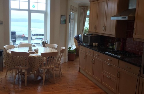 Mortehoe House | Large Victorian House for 12 Overlooking Woolacombe Beach. Hot Tub, BBQ, Parking
