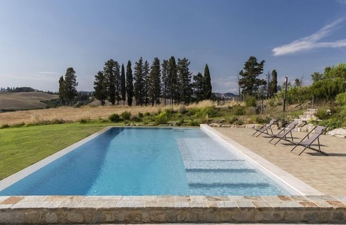 Castelfalfi Villa | Large villa in Tuscany Italy to rent with pool, air conditioning, views, Wi-Fi, and near Volterra