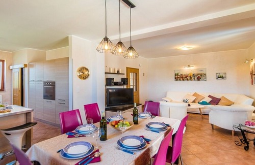Matohanci Villa | Large Villa, Private Pool, Ideally located just 15 minutes from the Picturesque Resort of Rovinj!
