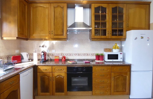 Fontanelas Cottage | Large villa with sea view