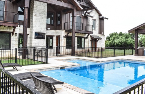 Sabinal House | Largest Luxury Home in the Concan Golf Course with hot tub! Sleeps 27 guests