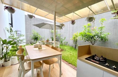 West Bandung House | Larisa Homestay Syariah