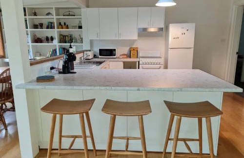 Burrawang House | Lark Cottage