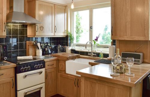 St Leonards-On-Sea House | Larkspur