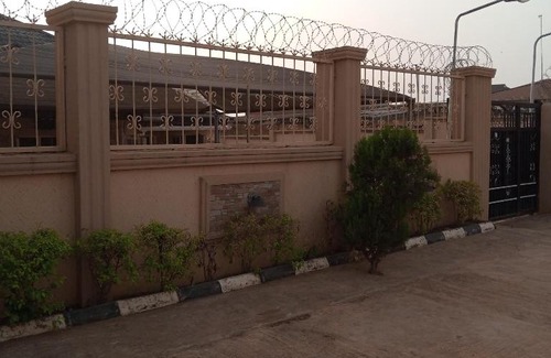 Ilesa Hotel | LARRYDAM HOTEL AND SUITES
