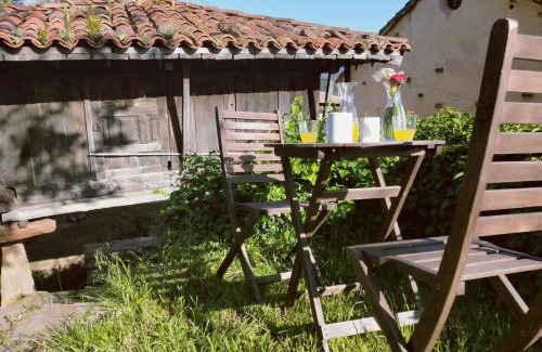 Priesca Hotel | Las Casas de Isu