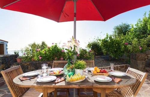 Isora House | Las Casas del Abuelito Julián & la Abuela Leonor